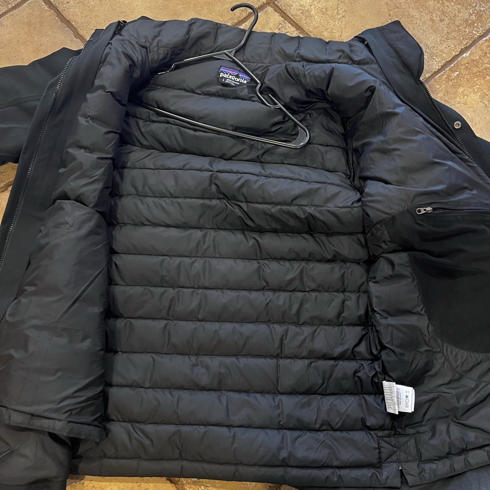 Patagonia Black Men's Ski Snowboard Jacket - Picture 8 of 12